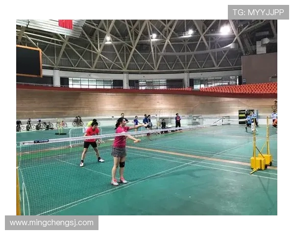 武汉羽毛球队盯防打法深度分析与战术解读 武汉羽毛球队盯防打法深度分析与战术解读