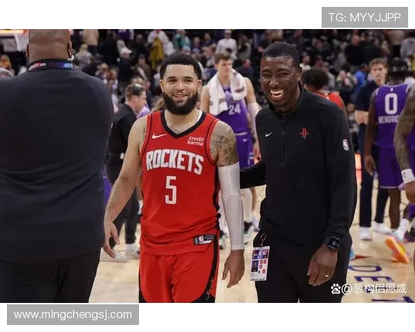 2019年火箭队对阵爵士队精彩视频直播回顾与分析