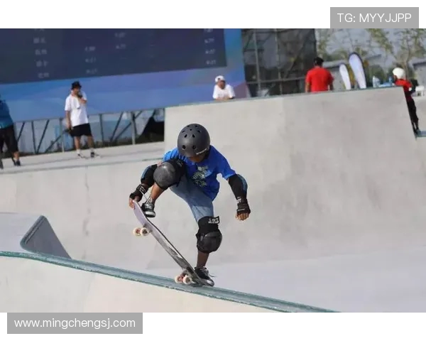 重庆滑板队在极限运动联赛中以96分稳居积分榜首位 重庆滑板队在极限运动联赛中以96分稳居积分榜首位